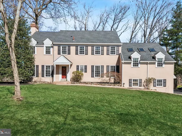 1545 Tanglewood Dr, West Chester, PA 19380