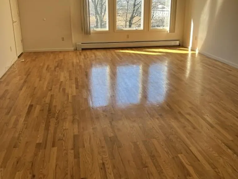 843 Pleasantview Ter #2 — Photo 2