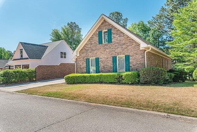 124 Sweet Gum Ln