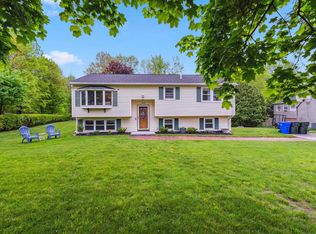 259 Brickett Rd, Manchester, NH 03109