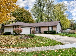 520 Shenandoah Trl, Elgin, IL 60123