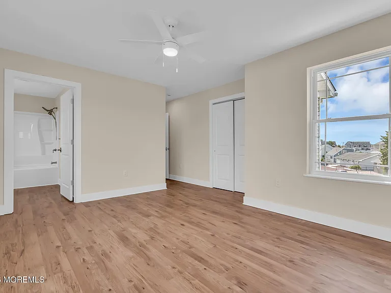 58 Cove Rd — Photo 51