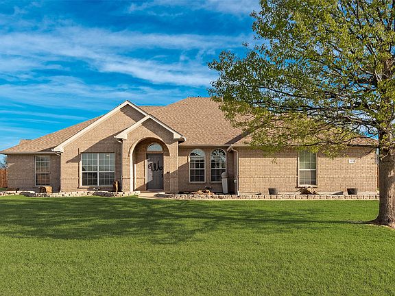 4th image of 103 Springfield Ln