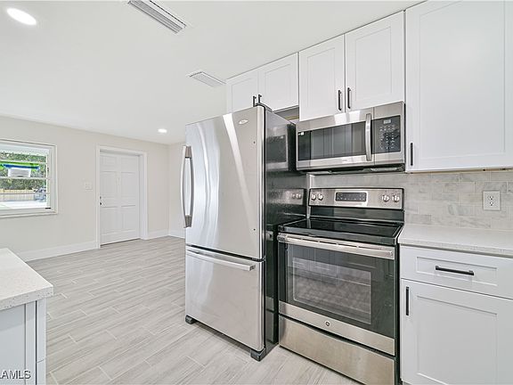 5th image of 3844 Marvaez St