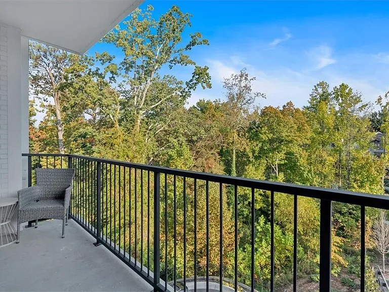 6890 Peachtree Dunwoody Rd #303 — Photo 26