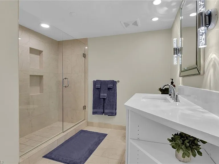4751 Gulf Shore Blvd N #3 — Photo 15