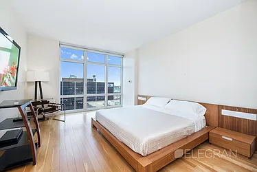 Rented by (Legacy) Elegran