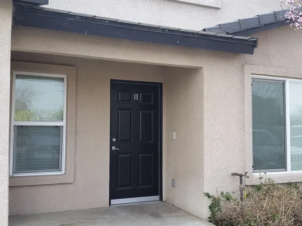 460 Oswell St Unit 460, Bakersfield, CA 93307