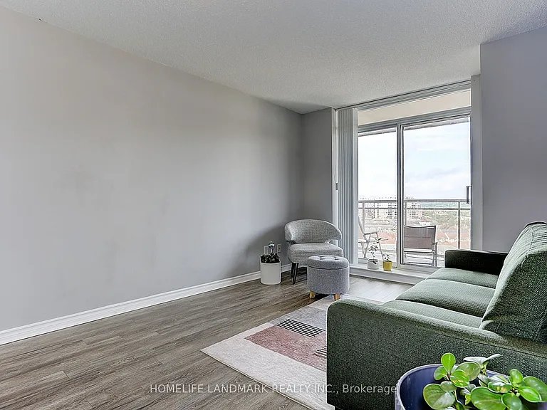 75 King William Cres #1013 — Photo 13