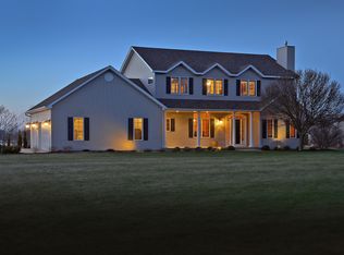 14415 Rice Lake Dr, Waseca, MN 56093