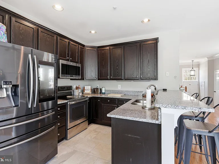 8110 Cerromar Way — Photo 8