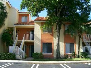 1324 The Pointe Dr #1324, West Palm Beach, FL 33409