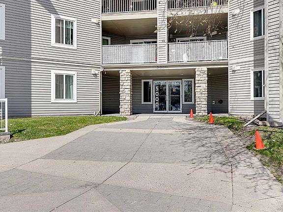 2nd image of 604 E 8th St SW #5403