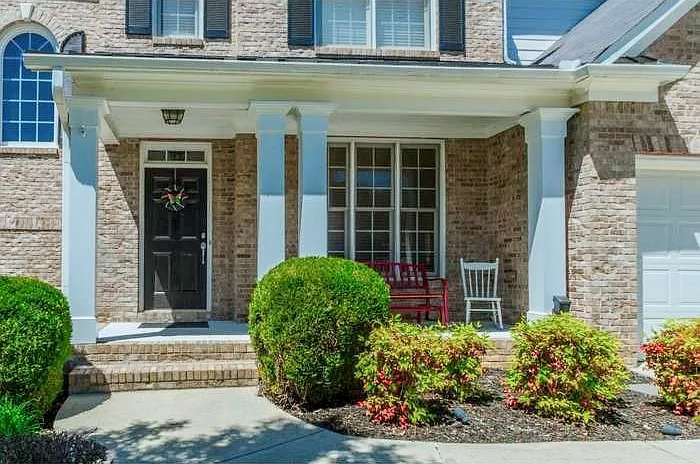 1 bed, 1260 sqft, $1,550 — Photo 2