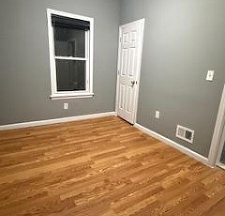 3rd image of 380 Halsted St