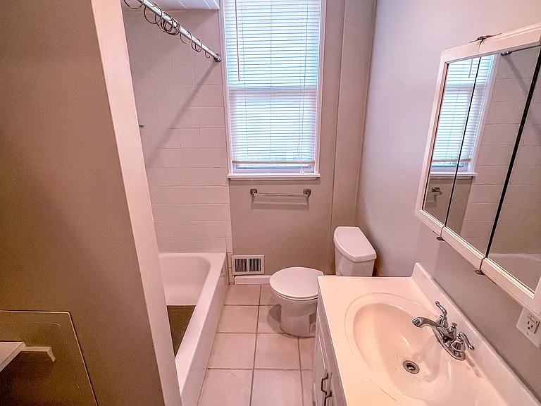 868 Kennebec St — Photo 13