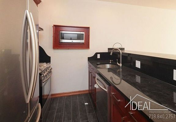3rd image of 601 Vanderbilt Ave #1