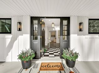 10525 North Fairway LANE, Mequon, WI 53092