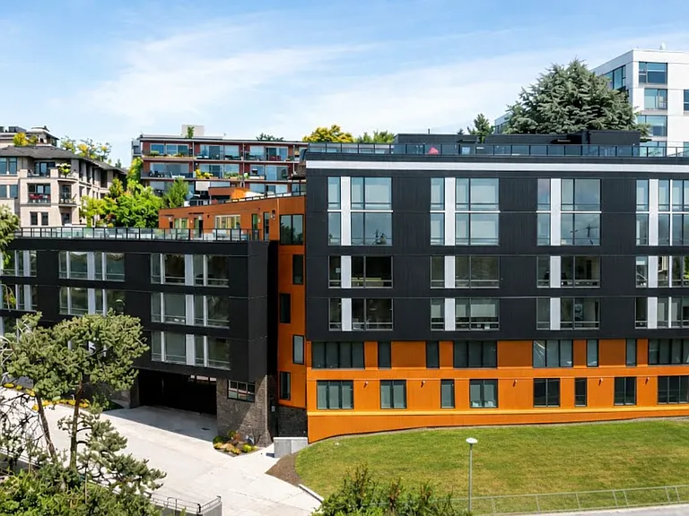 Bell View Apartments — Photo 44