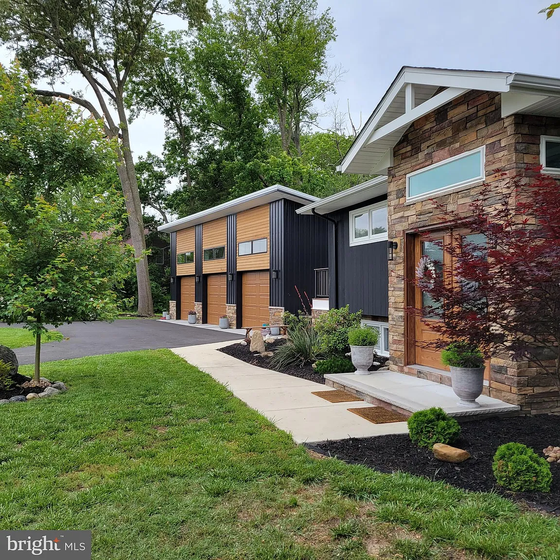 605 Marvel Rd photo 1