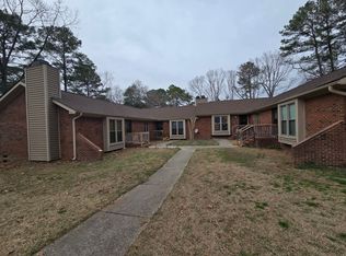 134 Homeplace Ct, Fayetteville, NC 28311