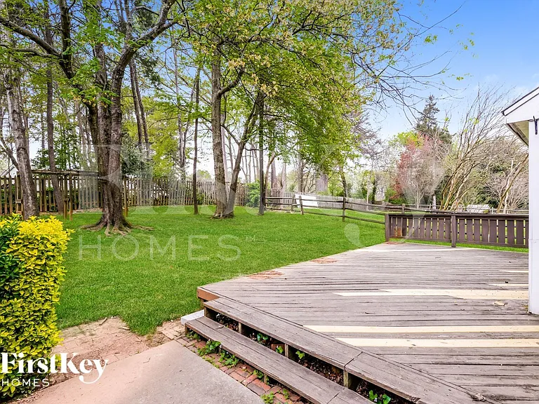 12137 Moonshadow Ln — Photo 14