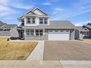 9934 14th Cir NE, Saint Michael, MN 55376