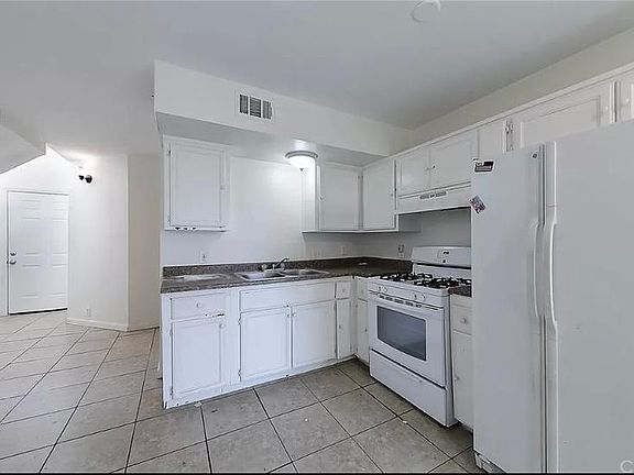 Kitchen, white cabinets, stove