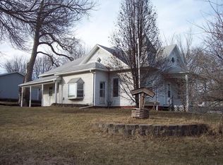 410 Bardsley Ave, Neola, IA 51559