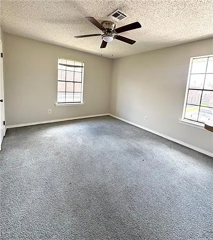 905 Linda Ln #C — Photo 3
