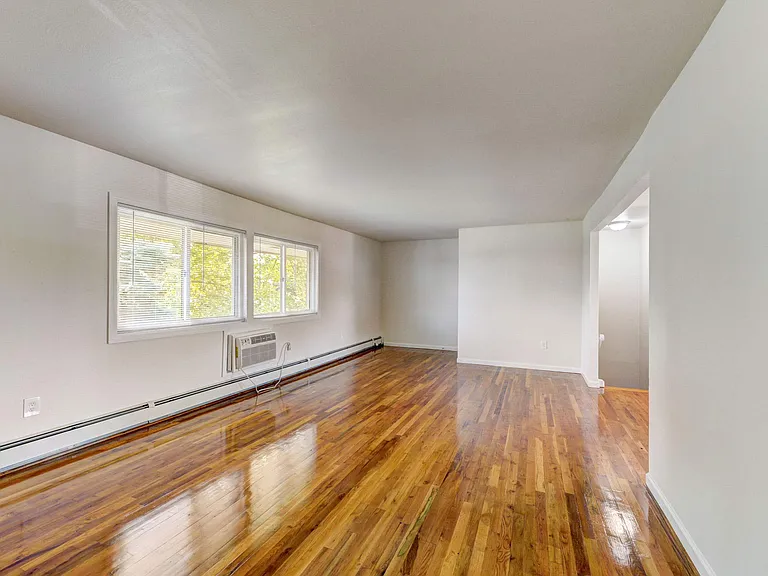 Rydal Apartments — Photo 10