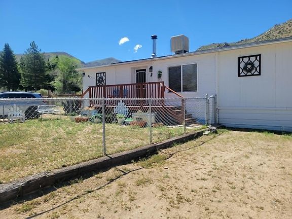 2nd image of 493 Mule Deer Rd