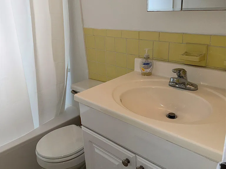 27 Bon Aire Cir #8301 — Photo 10