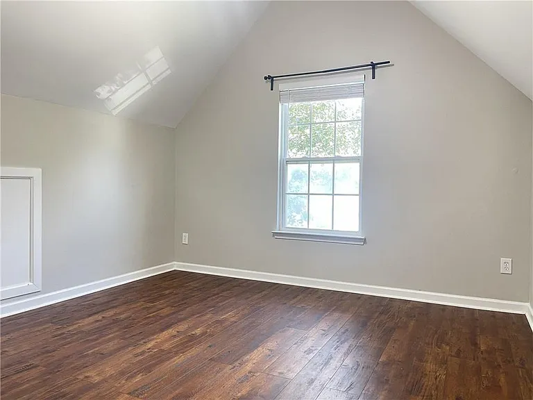 385 Blackwood Ln — Photo 19