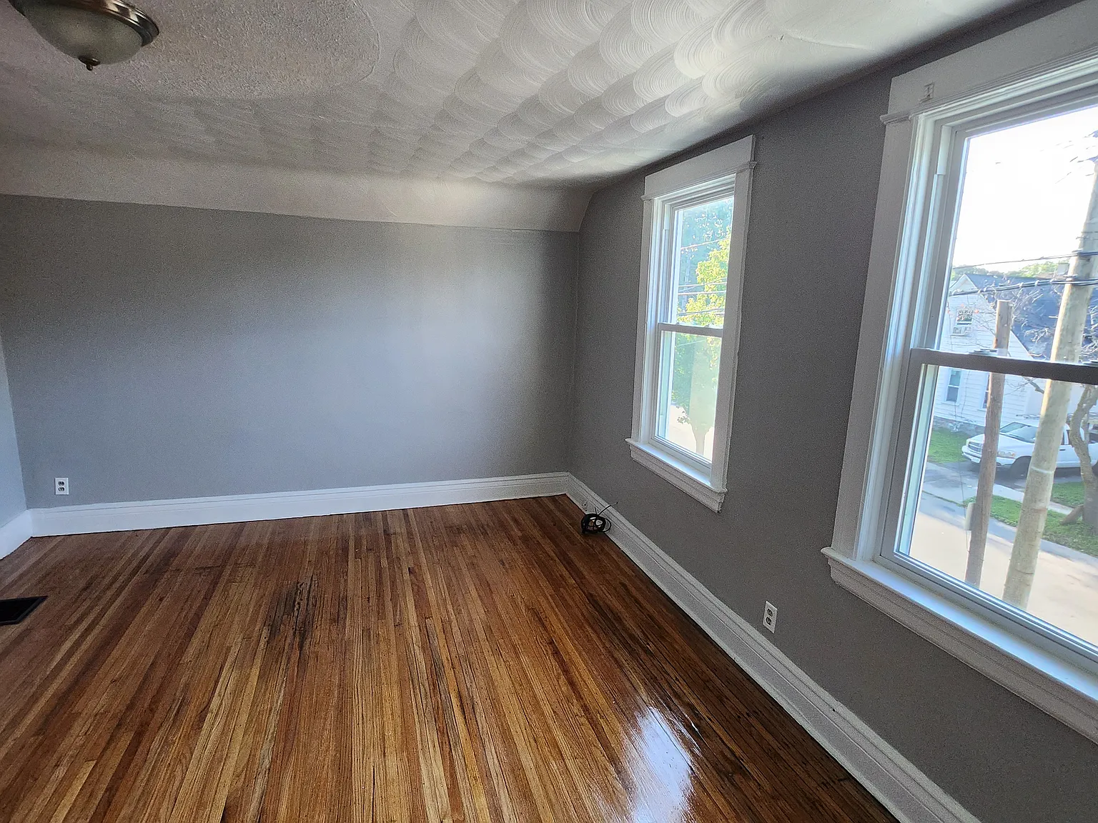 2 bed, 900 sqft, $1,350 — Photo 4
