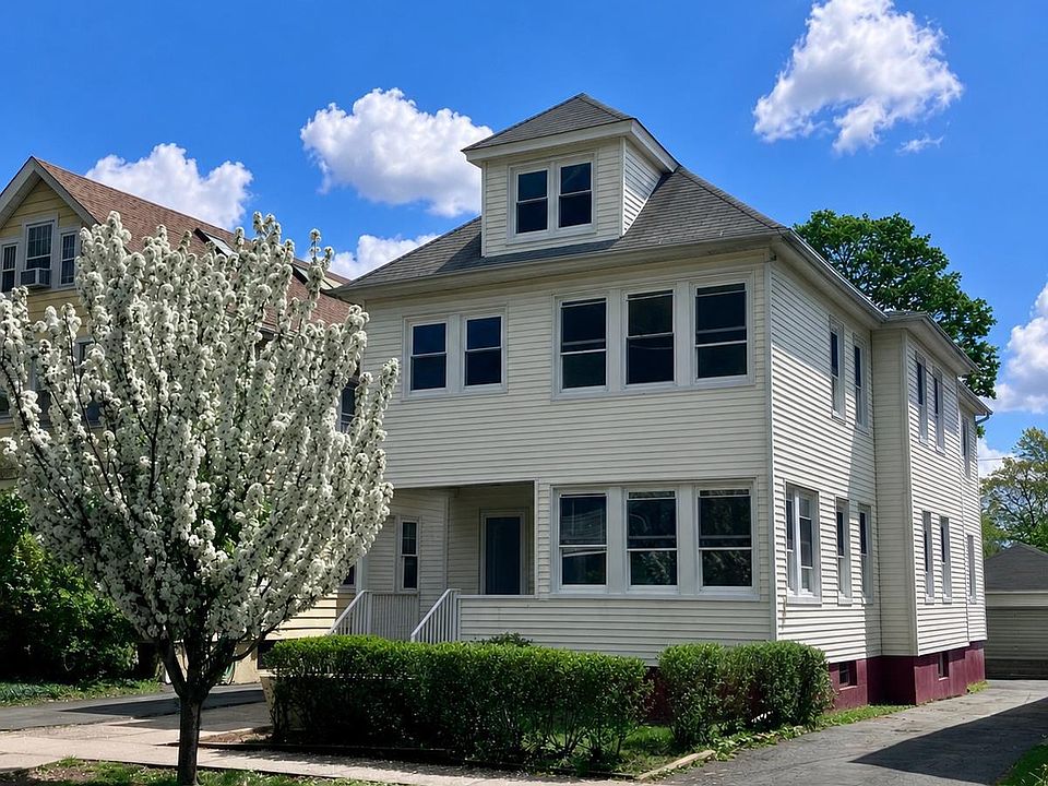 1st image of 324 Harper Pl
