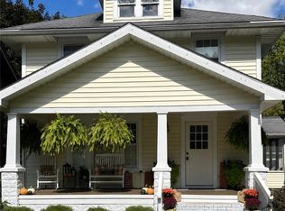 1520 Prospect St, Coshocton, OH 43812