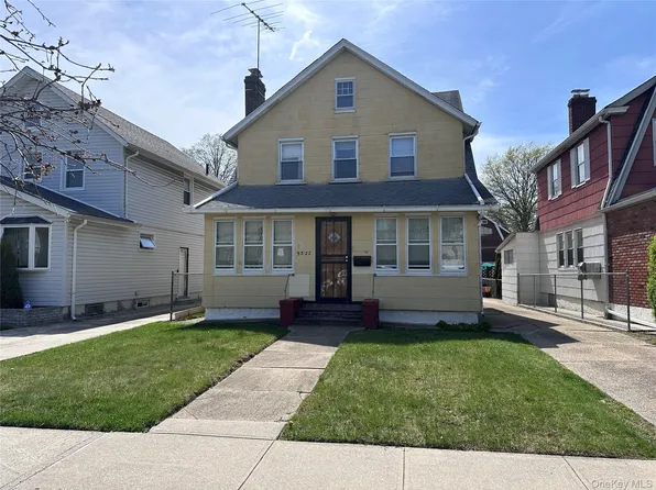 93-22 217 Street, Queens Village, NY 11428