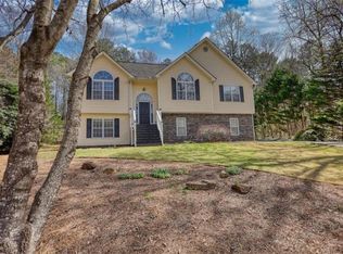 1006 English Oak Ln, Winder, GA 30680