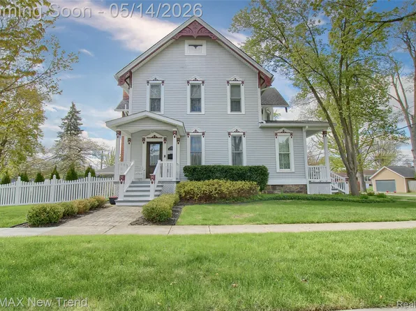 304 E Liberty St, South Lyon, MI 48178