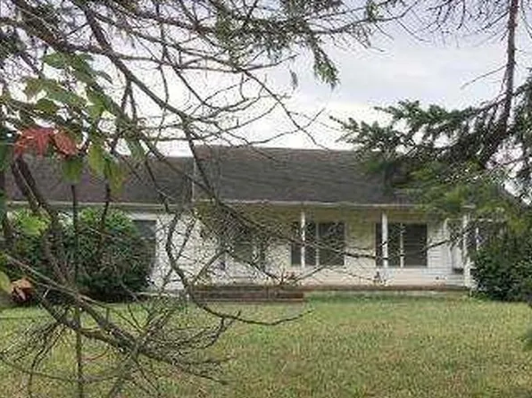 1703 Little Neck Rd, Cutchogue, NY 11935