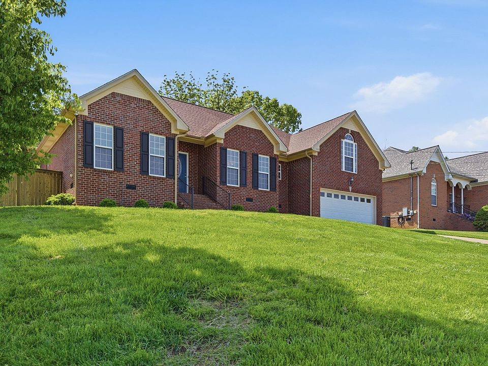 1st image of 527 Johnstown Dr