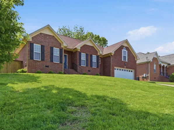 527 Johnstown Dr, Smyrna, TN 37167