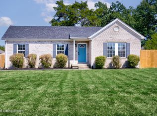 126 Deerfield Ct, Shepherdsville, KY 40165