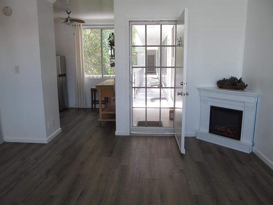 1st image of 55 Navy St APT 215
