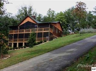 1035 Shadow Ridge Dr, Sevierville, TN 37862