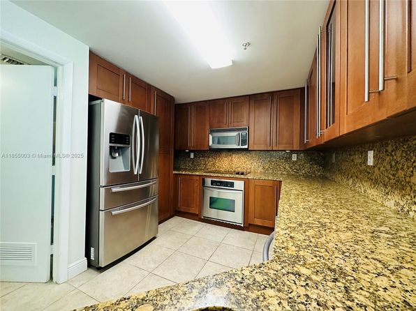 118 Zamora Ave APT 308