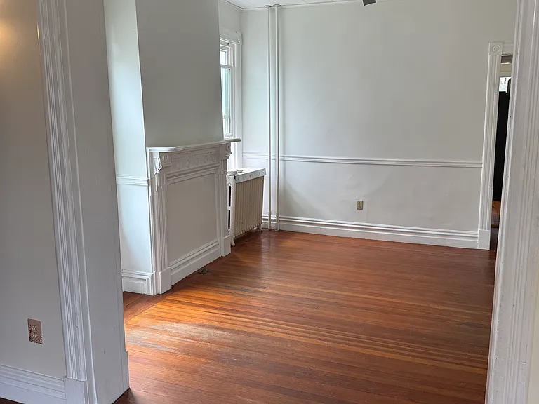 2363 Burdett Ave #1 — Photo 6