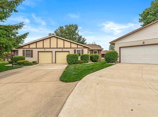 1840 Saint Michaels Ct, South Bend, IN 46614