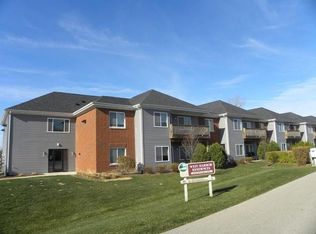 8300 Reva Bay Ln UNIT 107, Fox Lake, IL 60020